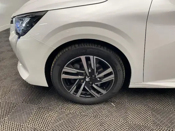 PEUGEOT 208 BUSINESS R II - voiture d'occasion - Photo 23