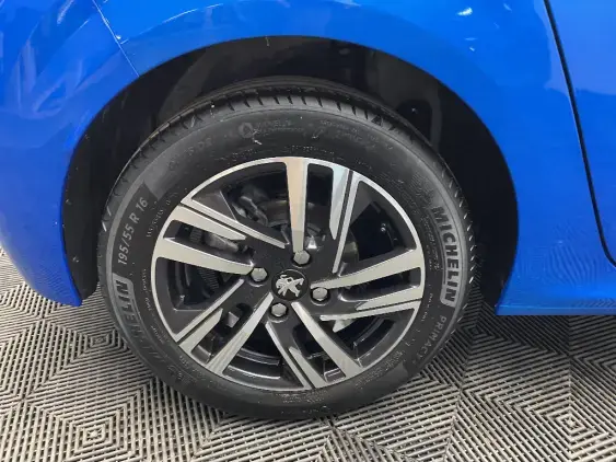 PEUGEOT 208 BUSINESS R II - voiture d'occasion - Photo 25