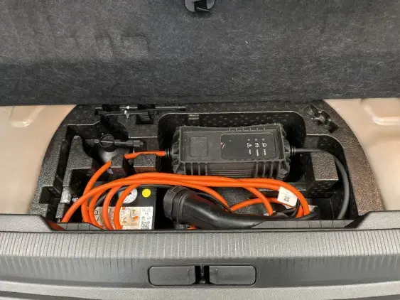 PEUGEOT 2008 ELECTRIQUE II - voiture d'occasion - Photo 16