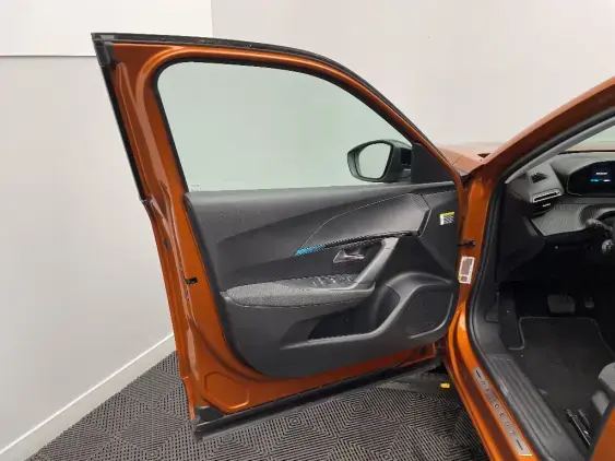 PEUGEOT 2008 ELECTRIQUE II - voiture d'occasion - Photo 18