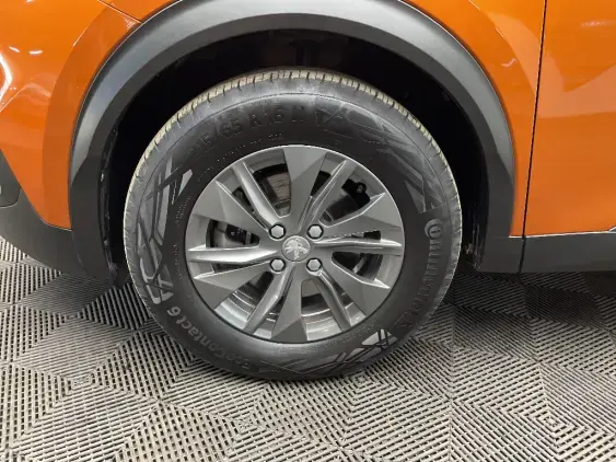 PEUGEOT 2008 ELECTRIQUE II - voiture d'occasion - Photo 22