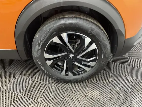 PEUGEOT 2008 II - voiture d'occasion - Photo 23