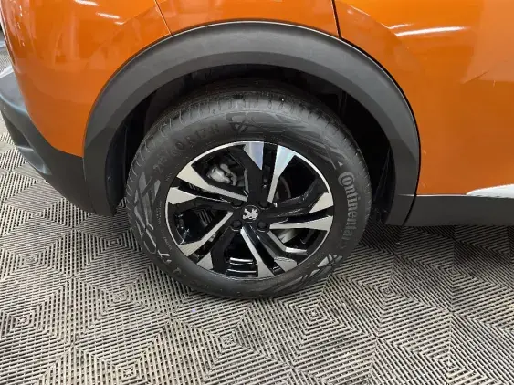 PEUGEOT 2008 II - voiture d'occasion - Photo 24