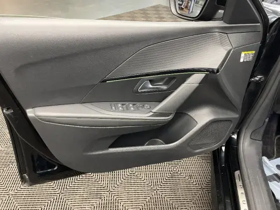 PEUGEOT 208 ELECTRIQUE II - voiture d'occasion - Photo 19