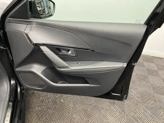 PEUGEOT 208 ELECTRIQUE II - voiture d'occasion - Photo 20