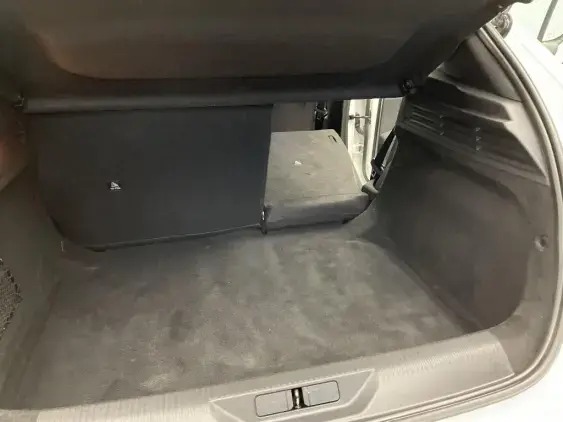 PEUGEOT 308 III - voiture d'occasion - Photo 16