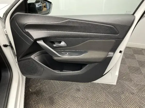 PEUGEOT 308 III - voiture d'occasion - Photo 20