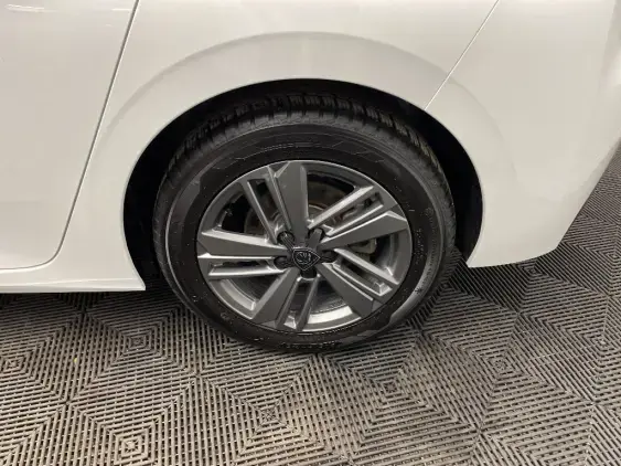 PEUGEOT 308 III - voiture d'occasion - Photo 24