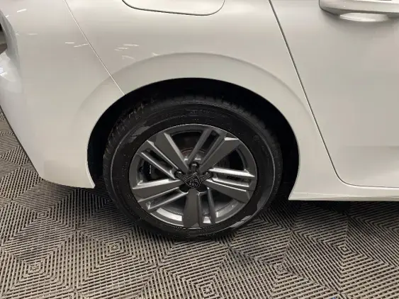 PEUGEOT 308 III - voiture d'occasion - Photo 25