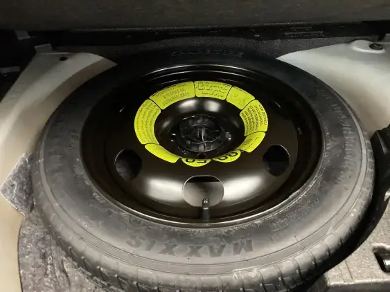 PEUGEOT 2008 II - voiture d'occasion - Photo 17