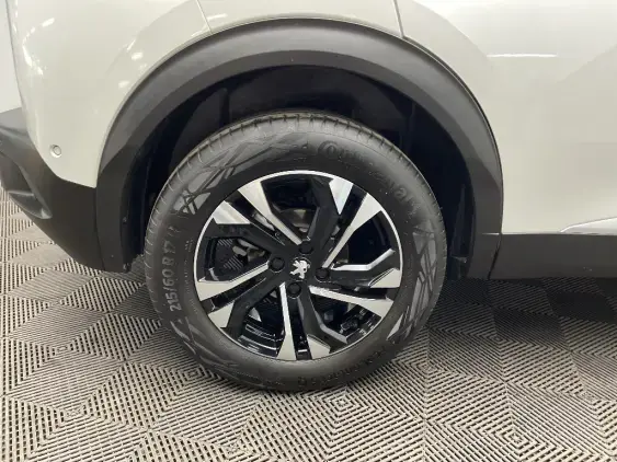 PEUGEOT 2008 II - voiture d'occasion - Photo 25