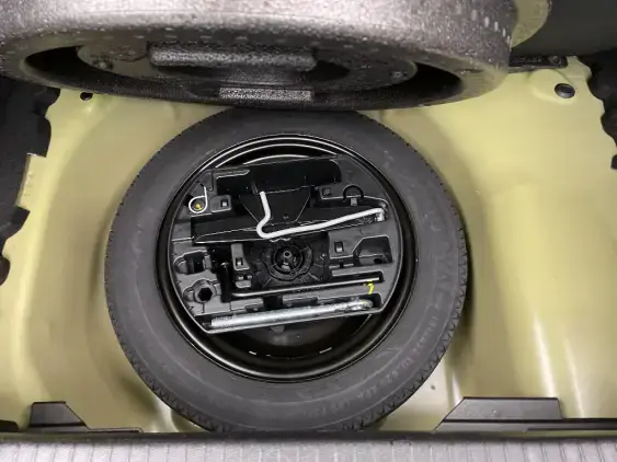 PEUGEOT 208 II - voiture d'occasion - Photo 17