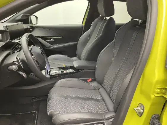 PEUGEOT 208 II - voiture d'occasion - Photo 18