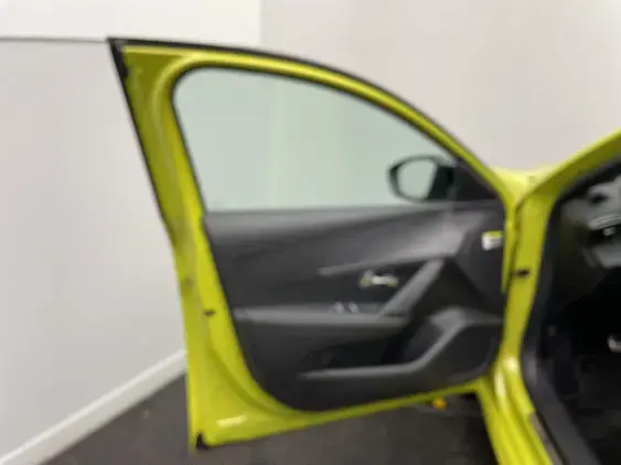 PEUGEOT 208 II - voiture d'occasion - Photo 19