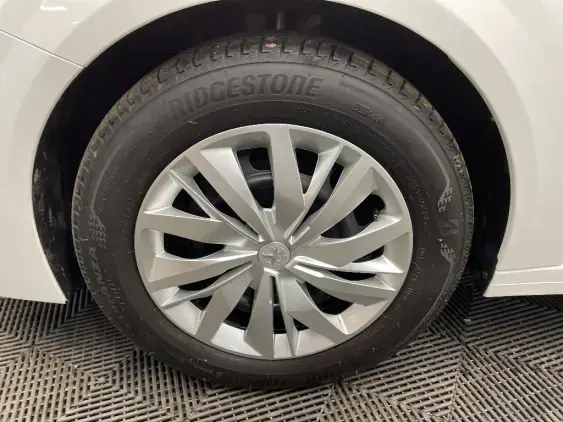 PEUGEOT 208 BUSINESS R II - voiture d'occasion - Photo 21