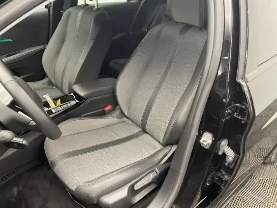 PEUGEOT 208 ELECTRIQUE II - voiture d'occasion - Photo 18