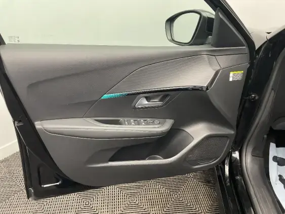 PEUGEOT 208 ELECTRIQUE II - voiture d'occasion - Photo 19