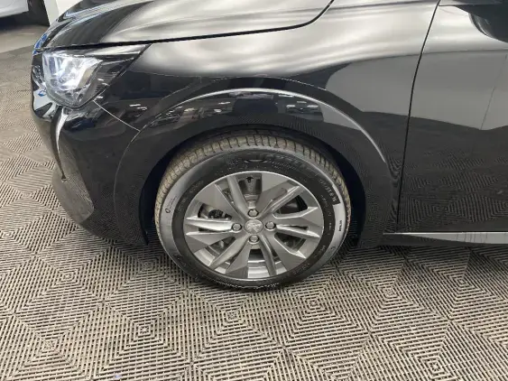 PEUGEOT 208 ELECTRIQUE II - voiture d'occasion - Photo 23