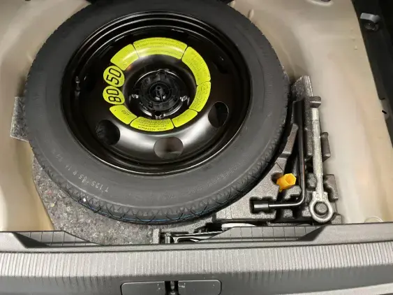 PEUGEOT 2008 II - voiture d'occasion - Photo 17