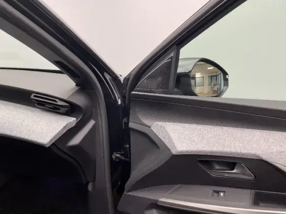 PEUGEOT 3008 III - voiture d'occasion - Photo 20