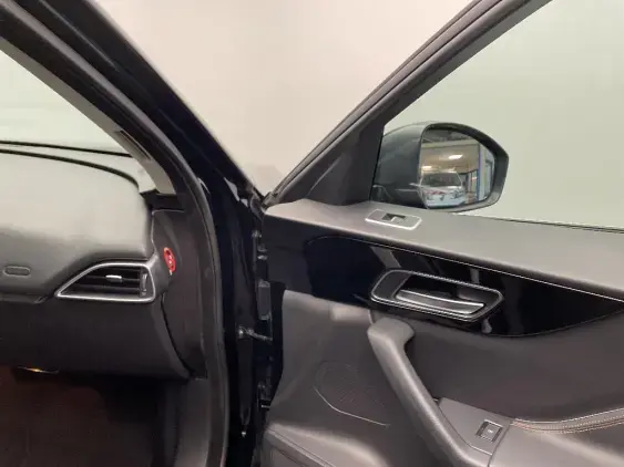 JAGUAR F-PACE - voiture d'occasion - Photo 20