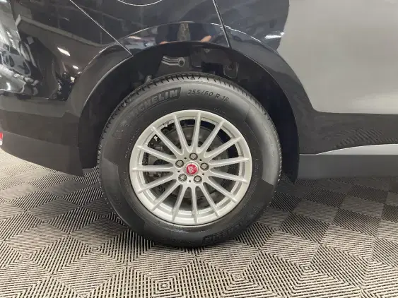 JAGUAR F-PACE - voiture d'occasion - Photo 25