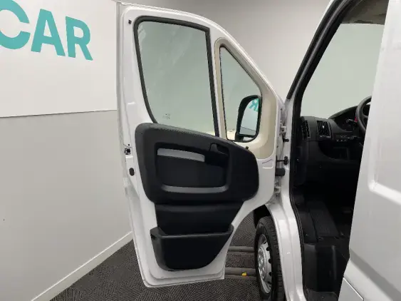 PEUGEOT BOXER FG II - voiture d'occasion - Photo 17