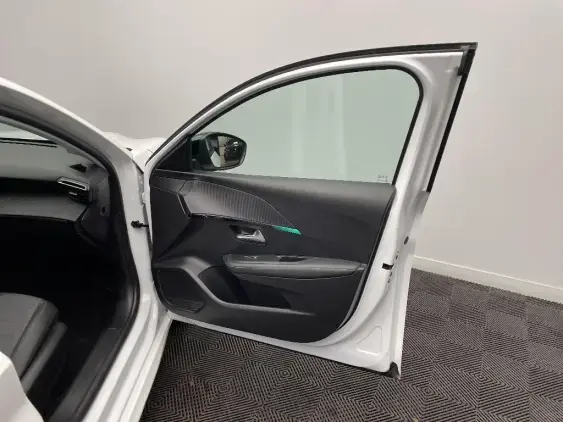 PEUGEOT 208 BUSINESS R II - voiture d'occasion - Photo 20