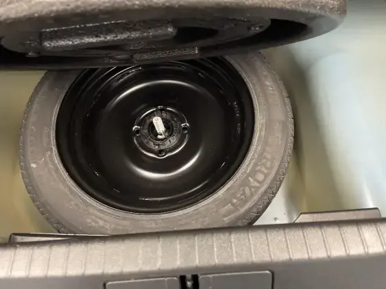 PEUGEOT 208 BUSINESS R II - voiture d'occasion - Photo 17