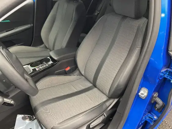 PEUGEOT 208 BUSINESS R II - voiture d'occasion - Photo 18