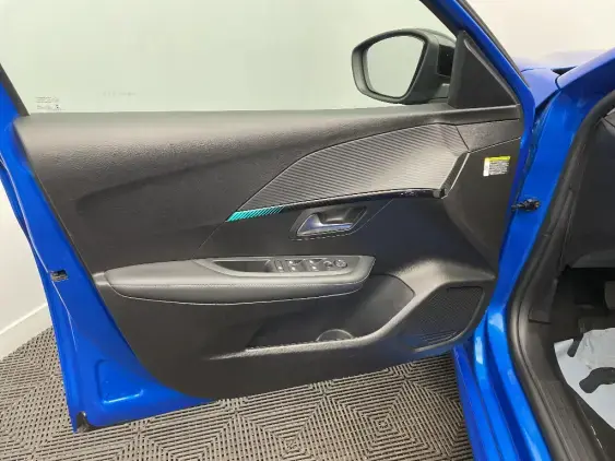 PEUGEOT 208 BUSINESS R II - voiture d'occasion - Photo 19