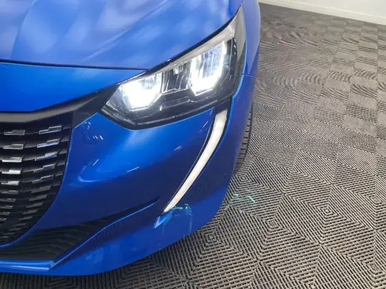 PEUGEOT 208 BUSINESS R II - voiture d'occasion - Photo 22