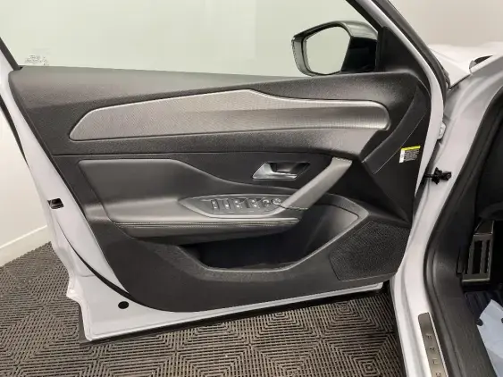 PEUGEOT 408 - voiture d'occasion - Photo 19