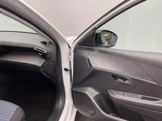 PEUGEOT 208 BUSINESS R II - voiture d'occasion - Photo 20