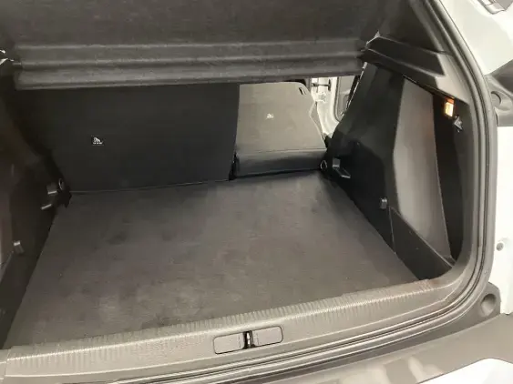 PEUGEOT 2008 II - voiture d'occasion - Photo 16