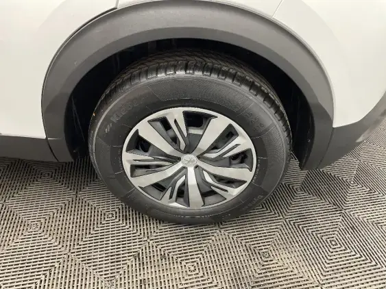 PEUGEOT 2008 II - voiture d'occasion - Photo 24