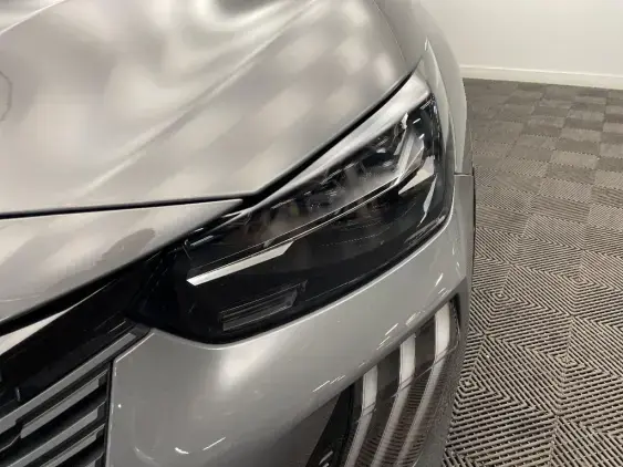 PEUGEOT 208 II - voiture d'occasion - Photo 22