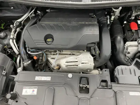 PEUGEOT 3008 II - voiture d'occasion - Photo 20