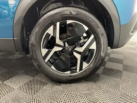 PEUGEOT 2008 II - voiture d'occasion - Photo 23