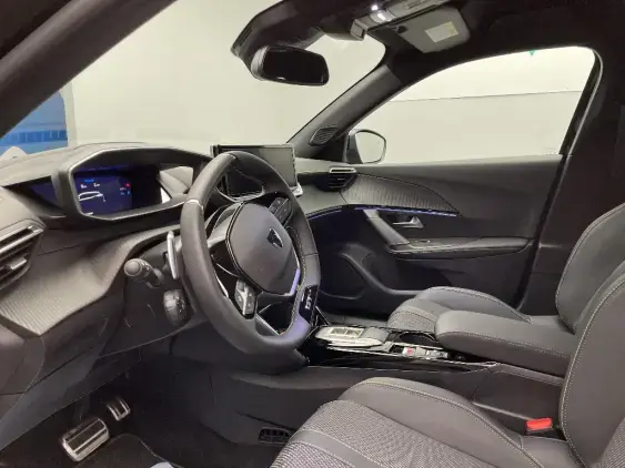 PEUGEOT 2008 II - voiture d'occasion - Photo 18