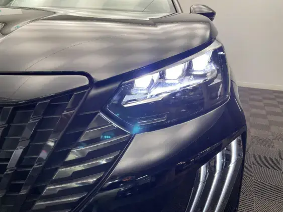 PEUGEOT 2008 II - voiture d'occasion - Photo 22