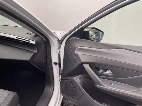 PEUGEOT 308 III - voiture d'occasion - Photo 20