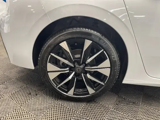 PEUGEOT 308 III - voiture d'occasion - Photo 25