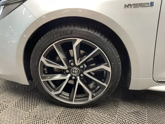 TOYOTA COROLLA TOURING SPT X - voiture d'occasion - Photo 23