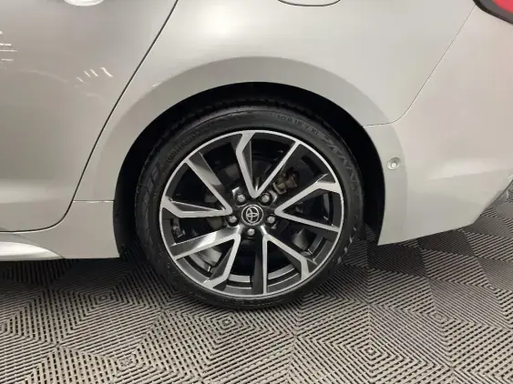 TOYOTA COROLLA TOURING SPT X - voiture d'occasion - Photo 24