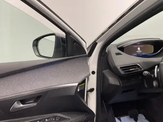 PEUGEOT 3008 II - voiture d'occasion - Photo 19