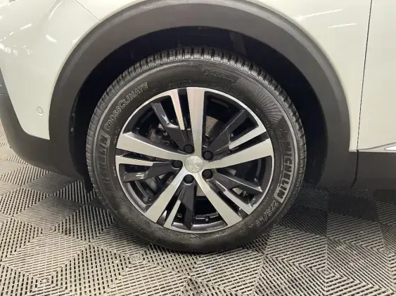 PEUGEOT 3008 II - voiture d'occasion - Photo 23