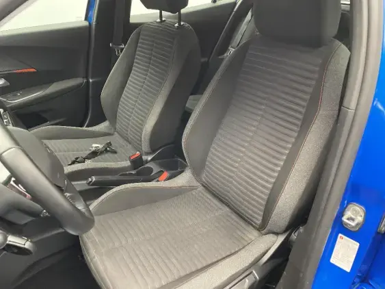 PEUGEOT 2008 II - voiture d'occasion - Photo 18