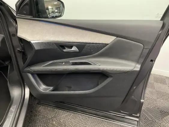 PEUGEOT 3008 II - voiture d'occasion - Photo 20