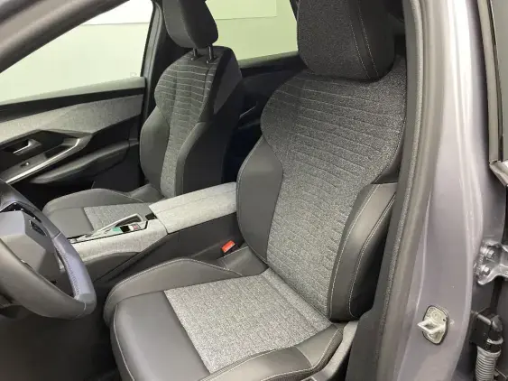 PEUGEOT 3008 III - voiture d'occasion - Photo 16